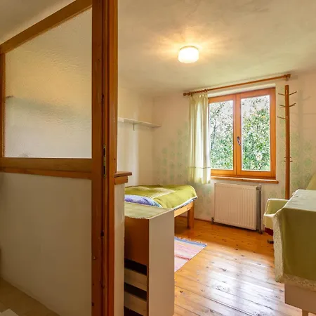 ファームステイ Natura Planinca Kalobje